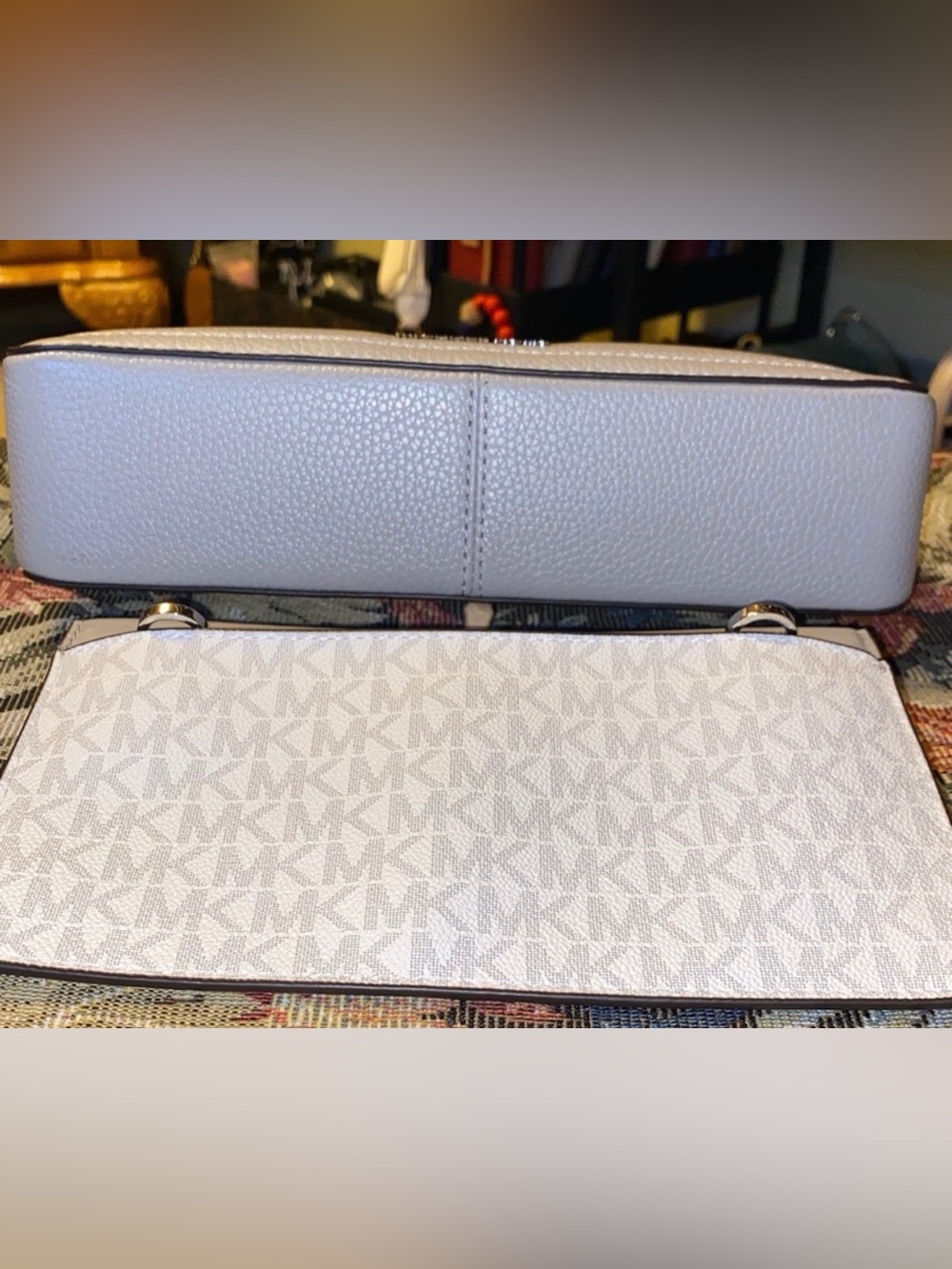 MICHAEL KORS 3-IN-1 CROSSBODY BAG "MAISIE" MEDIUM PEBBLED LEATHER PEARL GREY - Picture 4 of 7